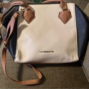 Liz Claiborne Med Satchel purse w/zipper pockets and detachable shoulder strap